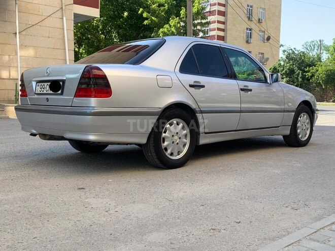 Mercedes C 200 1999, 142,350 km - 2.0 л - Sabirabad