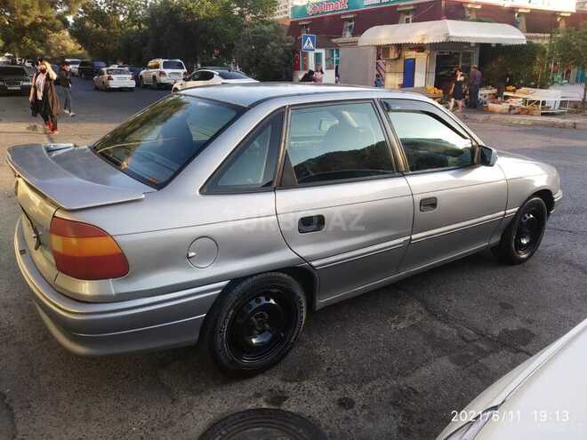 Opel Astra 1994, 382,000 km - 1.6 l - Bakı