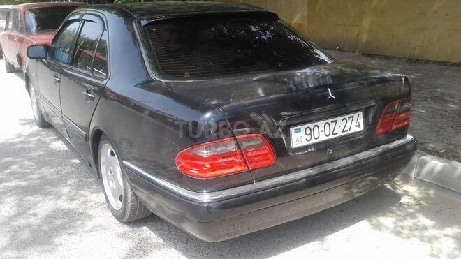 Mercedes E 320 1996, 320,000 km - 3.2 l - Şamaxı