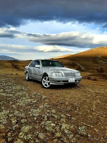 Mercedes C 220 1996, 428,000 km - 2.2 l - Gədəbəy