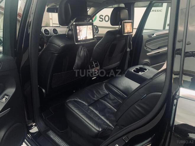 Mercedes GL 550 2011, 120,000 km - 5.5 l - Bakı