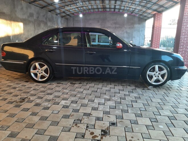 Mercedes E 220 2000, 379,000 km - 2.2 л - Lənkəran