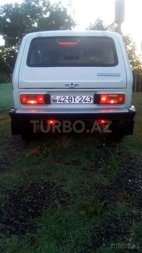 LADA (VAZ) Niva 1988, 400,000 km - 1.6 l - Lerik