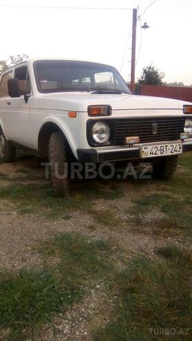 LADA (VAZ) Niva 1988, 400,000 km - 1.6 l - Lerik