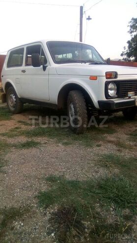 LADA (VAZ) Niva 1988, 400,000 km - 1.6 l - Lerik