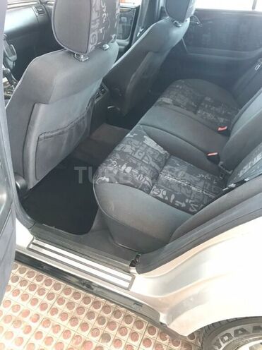 Mercedes E 240 1999, 217,000 km - 2.4 l - Gəncə