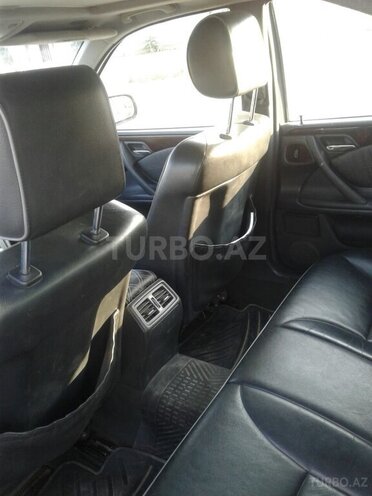 Mercedes E 320 2001, 181,000 km - 3.2 л - Bakı