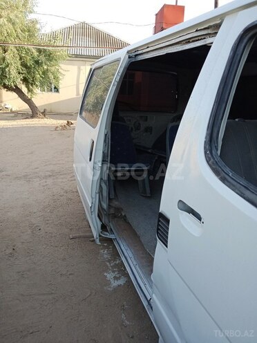 Toyota HiAce 2003, 150,000 km - 13,002.0 l - Bakı