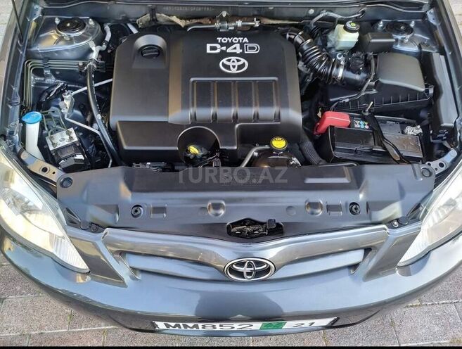 Toyota Corolla 2006, 177,000 km - 1.4 л - Bakı