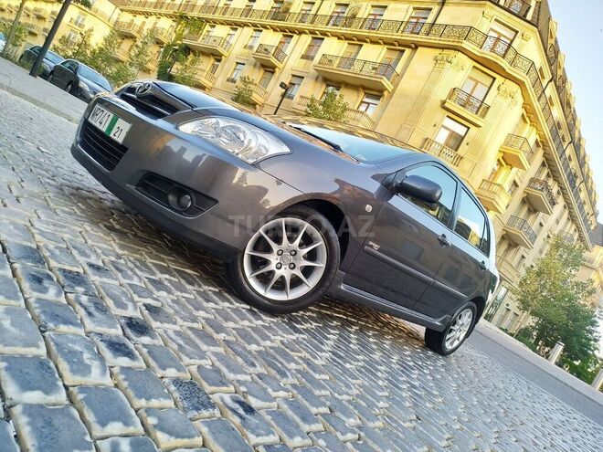 Toyota Corolla 2006, 177,000 km - 1.4 л - Bakı