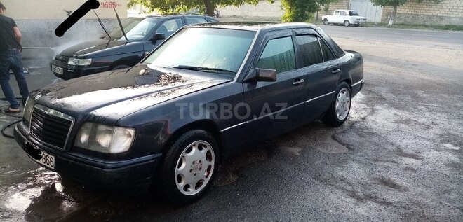 Mercedes E 200 1991, 400,000 km - 2.0 l - Şəki