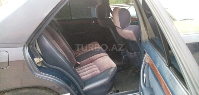 Mercedes E 200 1991, 400,000 km - 2.0 l - Şəki
