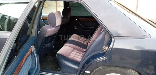 Mercedes E 200 1991, 400,000 km - 2.0 l - Şəki