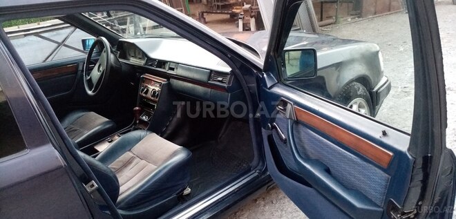 Mercedes E 200 1991, 400,000 km - 2.0 l - Şəki