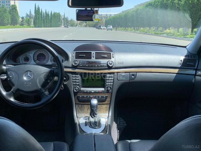 Mercedes E 300 2003, 264,000 km - 3.3 l - Gəncə