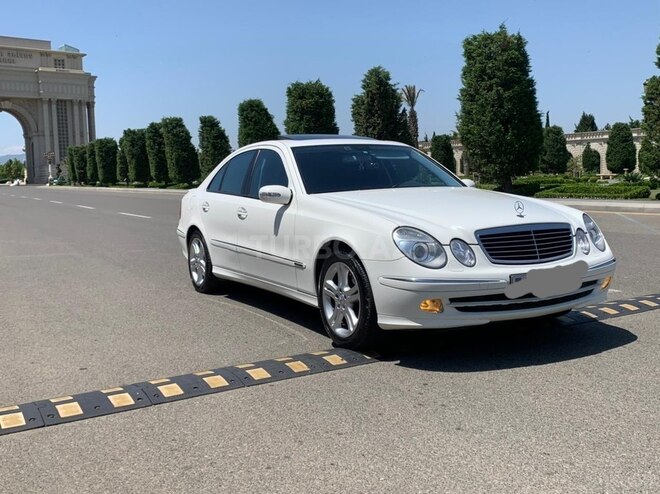 Mercedes E 300 2003, 264,000 km - 3.3 l - Gəncə