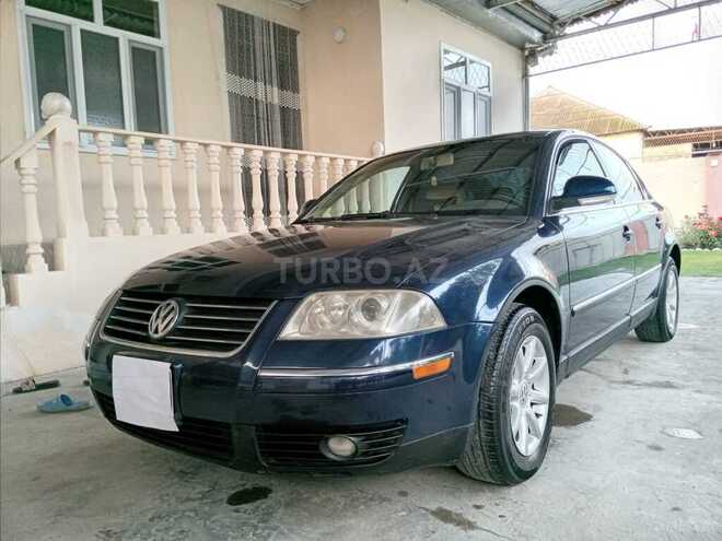 Volkswagen Passat 2004, 238,000 km - 1.8 l - Ağdaş