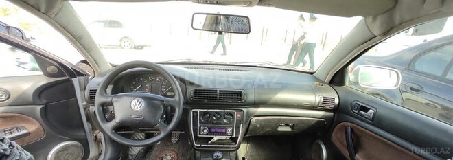 Volkswagen Passat 1997, 364,000 km - 1.6 l - Bakı