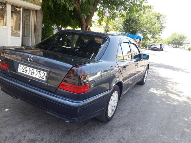 Mercedes C 220 1998, 380,000 km - 2.2 l - Şəmkir