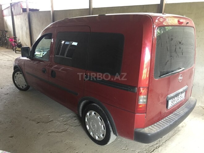 Opel Combo 2006, 144,000 km - 1.3 l - Quba