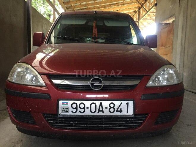Opel Combo 2006, 144,000 km - 1.3 l - Quba