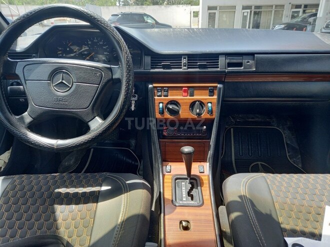 Mercedes E 200 1993, 471,073 km - 2.0 l - Bakı