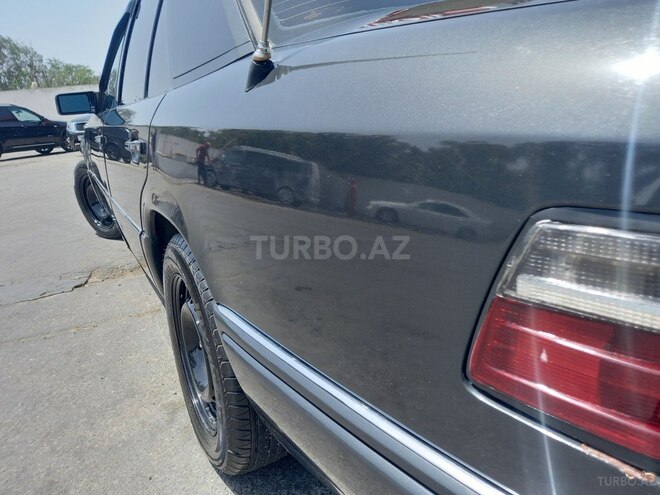 Mercedes E 200 1993, 471,073 km - 2.0 l - Bakı