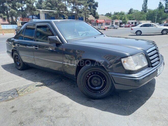 Mercedes E 200 1993, 471,073 km - 2.0 l - Bakı
