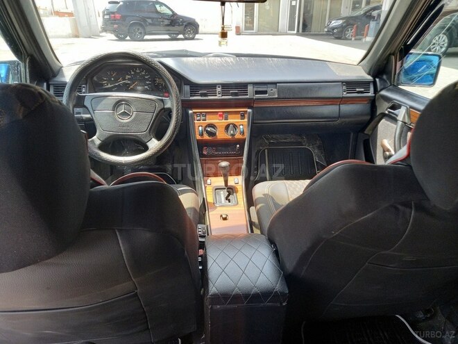 Mercedes E 200 1993, 471,073 km - 2.0 l - Bakı