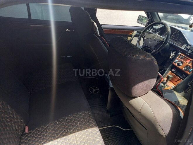 Mercedes E 200 1993, 471,073 km - 2.0 l - Bakı