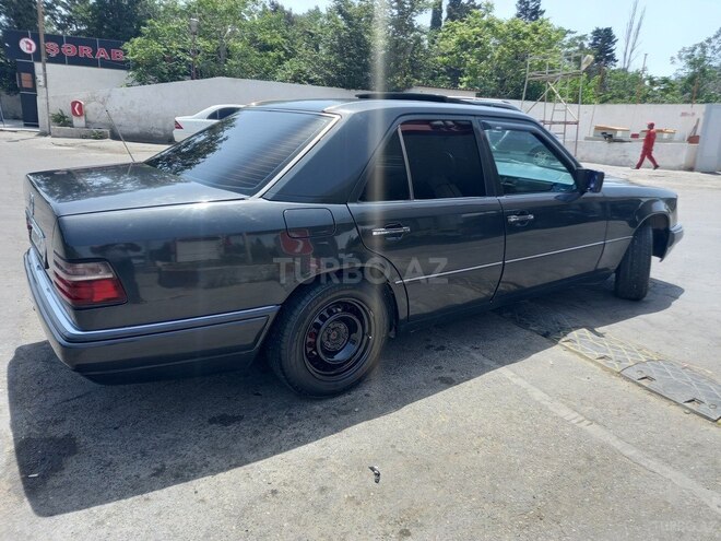 Mercedes E 200 1993, 471,073 km - 2.0 l - Bakı
