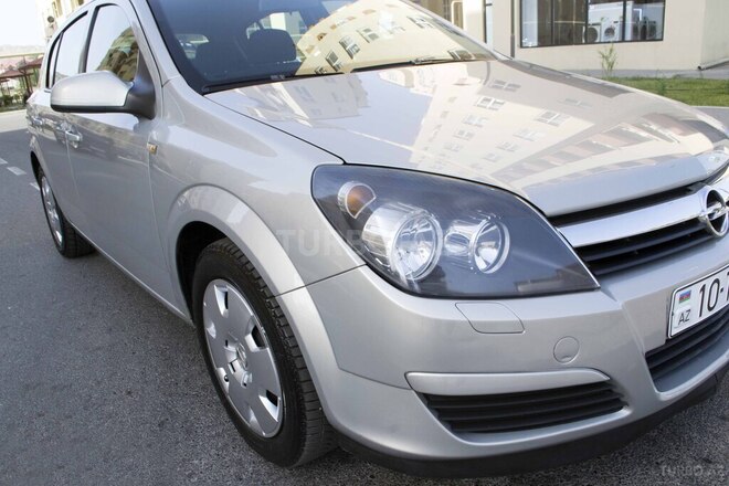 Opel Astra 2005, 175,000 km - 1.4 l - Bakı