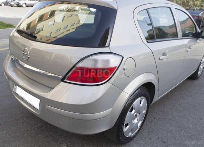 Opel Astra 2005, 175,000 km - 1.4 l - Bakı