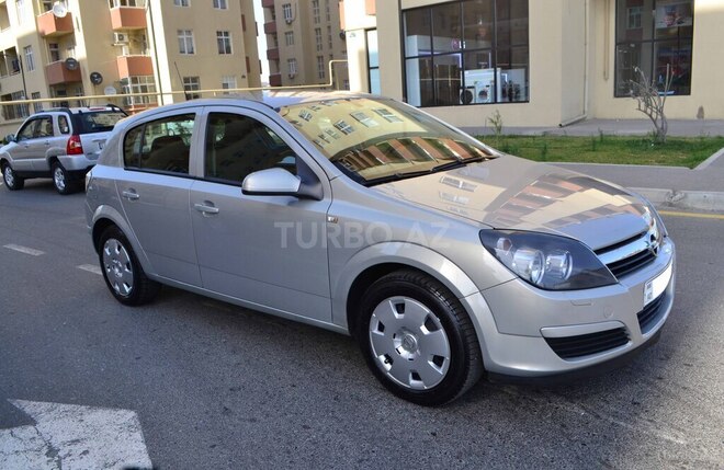 Opel Astra 2005, 175,000 km - 1.4 l - Bakı