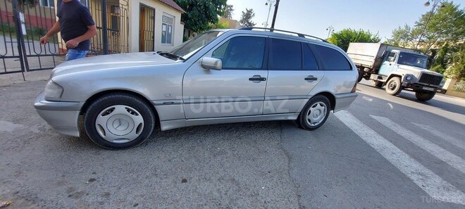 Mercedes C 220 1999, 30,000 km - 2.2 l - Biləsuvar