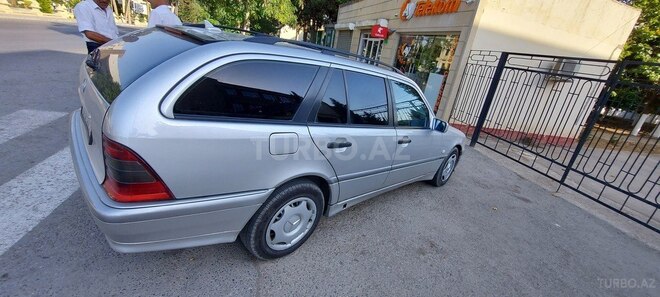 Mercedes C 220 1999, 30,000 km - 2.2 l - Biləsuvar