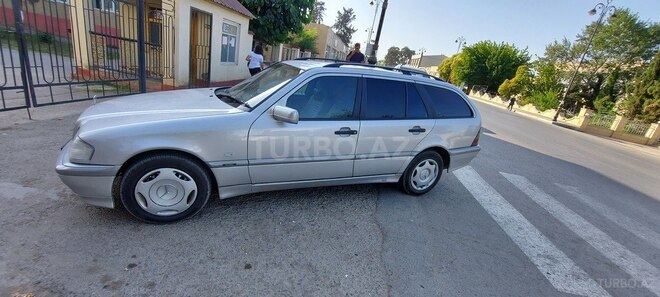 Mercedes C 220 1999, 30,000 km - 2.2 l - Biləsuvar