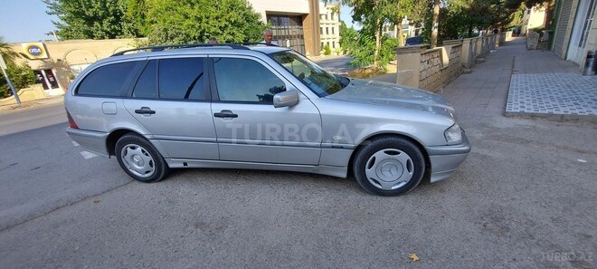 Mercedes C 220 1999, 30,000 km - 2.2 l - Biləsuvar