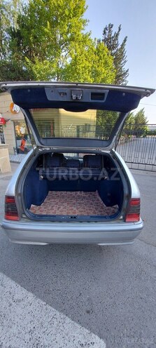 Mercedes C 220 1999, 30,000 km - 2.2 l - Biləsuvar