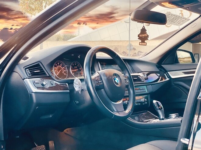 BMW 528 2015, 113,000 km - 2.0 l - Bakı