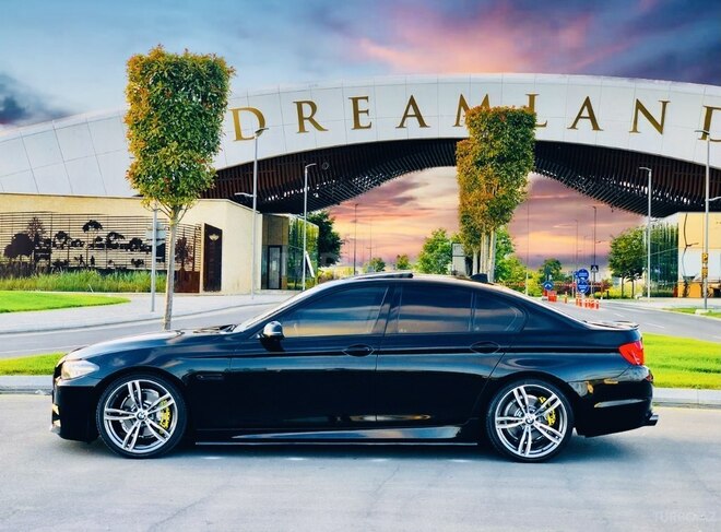 BMW 528 2015, 113,000 km - 2.0 l - Bakı