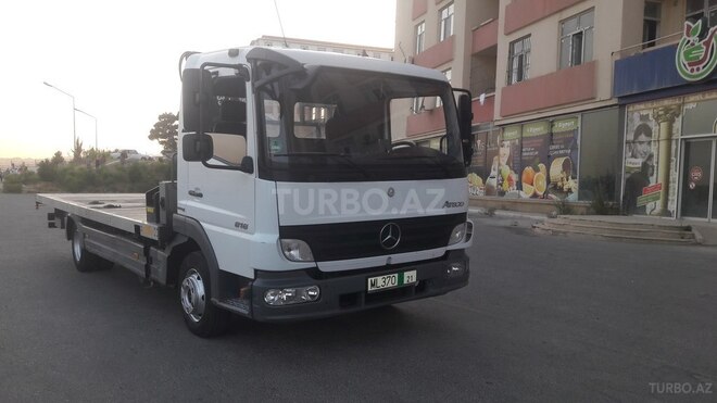 Mercedes Atego 818 2009, 487,000 km - 4.8 l - Bakı