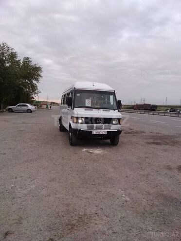 Mercedes 208 D 1992, 132,548 km - 2.9 л - Hacıqabul