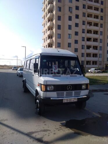 Mercedes 208 D 1992, 132,548 km - 2.9 л - Hacıqabul