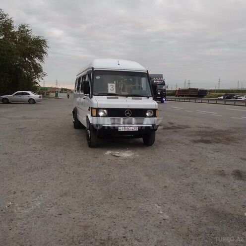 Mercedes 208 D 1992, 132,548 km - 2.9 л - Hacıqabul