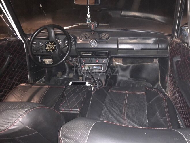 LADA (VAZ) 2106 1978, 50,588 km - 1.6 l - Salyan
