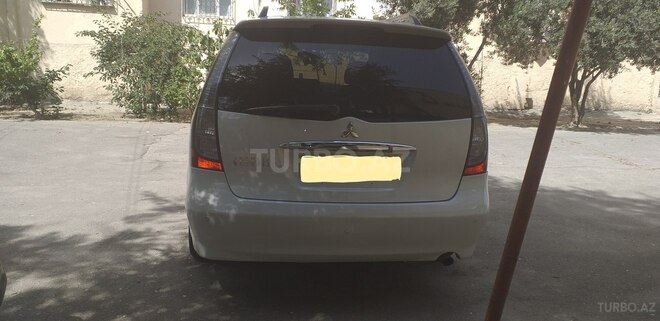Mitsubishi Grandis 2004, 152,752 km - 2.4 l - Bakı