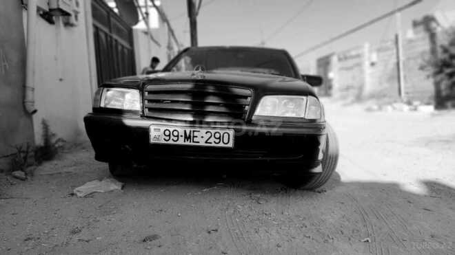 Mercedes C 250 1999, 437,000 km - 2.5 l - Bakı