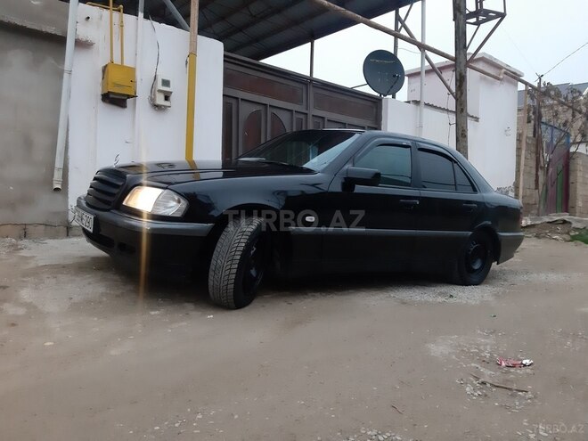 Mercedes C 250 1999, 437,000 km - 2.5 l - Bakı