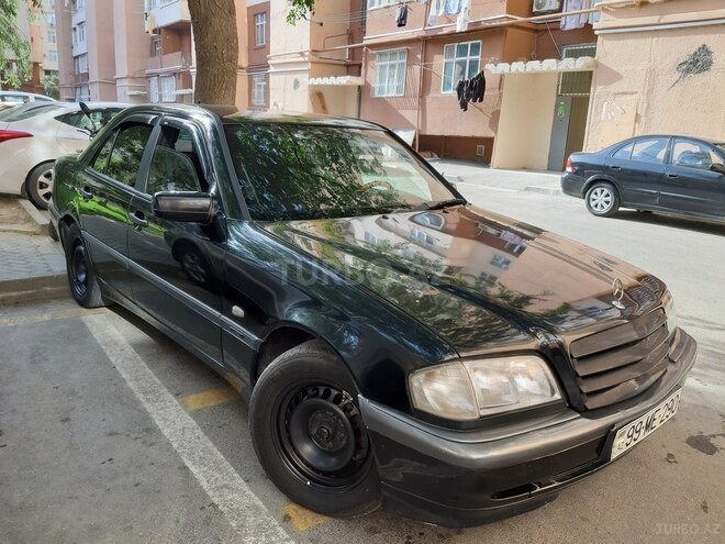 Mercedes C 250 1999, 437,000 km - 2.5 l - Bakı